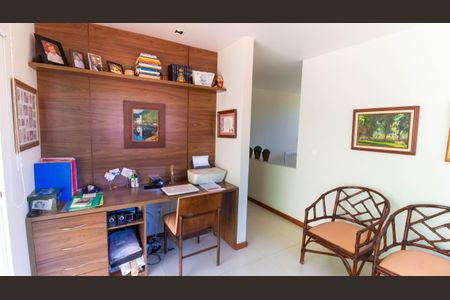 Casa de condomínio à venda com 500m², 4 quartos e 3 vagas