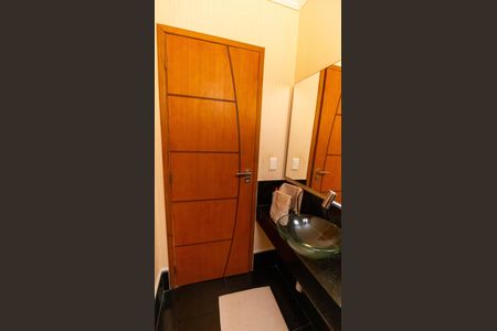 Casa de condomínio à venda com 500m², 4 quartos e 3 vagas