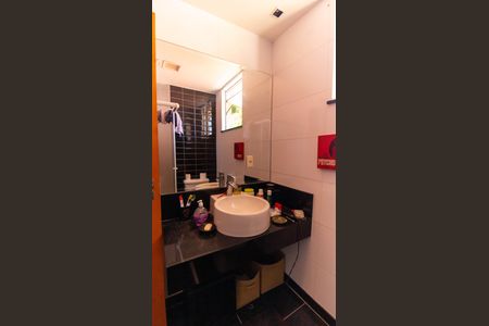 Casa de condomínio à venda com 500m², 4 quartos e 3 vagas