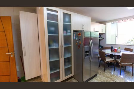 Casa de condomínio à venda com 500m², 4 quartos e 3 vagas