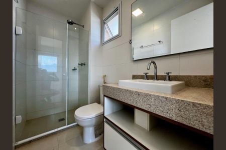 Apartamento à venda com 156m², 3 quartos e 1 vaga