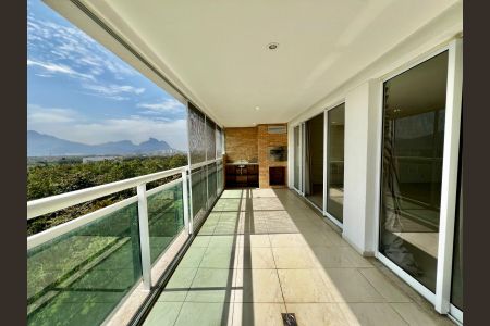 Apartamento à venda com 156m², 3 quartos e 1 vaga