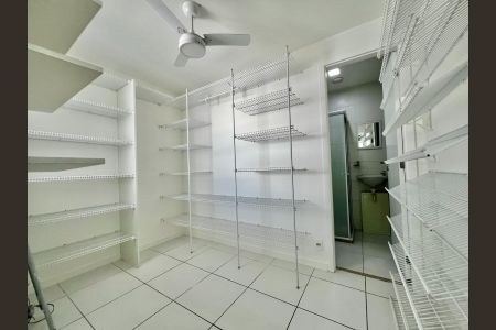 Apartamento à venda com 156m², 3 quartos e 1 vaga