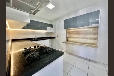 Apartamento à venda com 156m², 3 quartos e 1 vaga