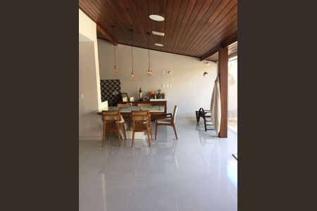 Casa de Condomínio à venda com 4 quartos, 400m² em Recreio dos Bandeirantes, Rio de Janeiro