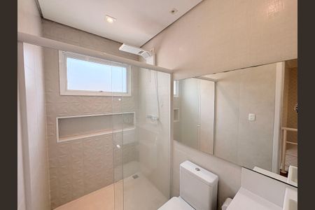 Casa de condomínio à venda com 131m², 3 quartos e 3 vagasBanheiro Social