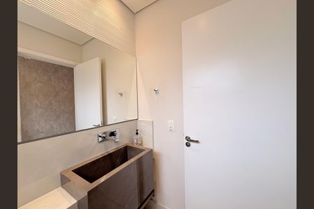 Casa de condomínio à venda com 131m², 3 quartos e 3 vagasLavabo