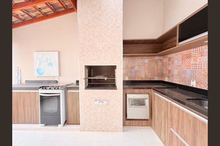 Casa de condomínio à venda com 131m², 3 quartos e 3 vagasÁrea Gourmet