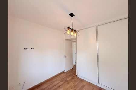 Casa de condomínio à venda com 131m², 3 quartos e 3 vagasQuarto 3