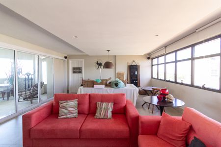 Apartamento para alugar com 700m², 5 quartos e 8 vagasSala Andar Superior