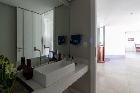 Apartamento para alugar com 700m², 5 quartos e 8 vagasLavabo Rooftop Privado