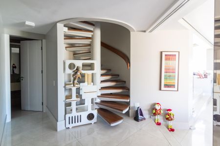 Apartamento para alugar com 700m², 5 quartos e 8 vagasHall de entrada