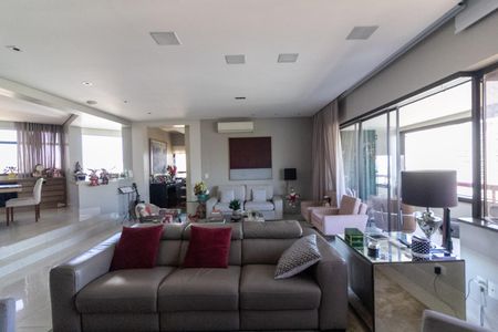 Apartamento para alugar com 700m², 5 quartos e 8 vagasSala de Estar
