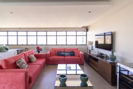 Apartamento para alugar com 700m², 5 quartos e 8 vagasSala Andar Superior