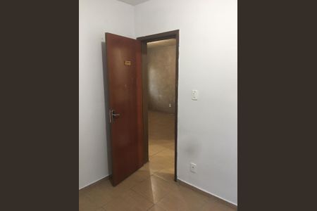 Apartamento para alugar com 2 quartos, 44m² em Santa Cruz, Rio de Janeiro