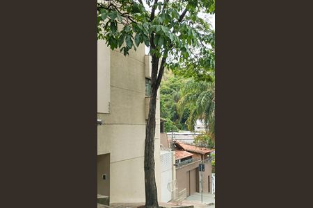 Apartamento à venda com 230m², 3 quartos e 2 vagasFachada