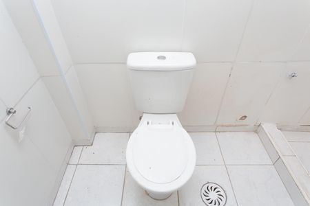 Apartamento para alugar com 66m², 2 quartos e 1 vaga Apartamento para alugar com 66m², 2 quartos e 1 vagaBanheiro 1