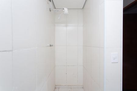 Apartamento para alugar com 66m², 2 quartos e 1 vaga Apartamento para alugar com 66m², 2 quartos e 1 vagaBanheiro 1