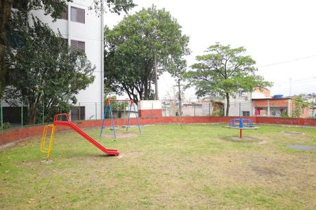 Apartamento para alugar com 66m², 2 quartos e 1 vaga Apartamento para alugar com 66m², 2 quartos e 1 vagaÁrea comum - Playground