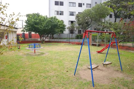Apartamento para alugar com 66m², 2 quartos e 1 vaga Apartamento para alugar com 66m², 2 quartos e 1 vagaÁrea comum - Playground