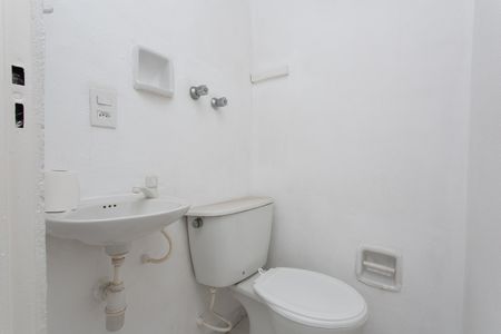 Apartamento para alugar com 66m², 2 quartos e 1 vaga Apartamento para alugar com 66m², 2 quartos e 1 vagaBanheiro 2