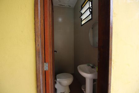 Casa de condomínio à venda com 392m², 4 quartos e 2 vagasLavabo 2