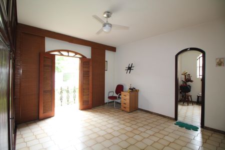 Casa de condomínio à venda com 392m², 4 quartos e 2 vagasSuíte 1