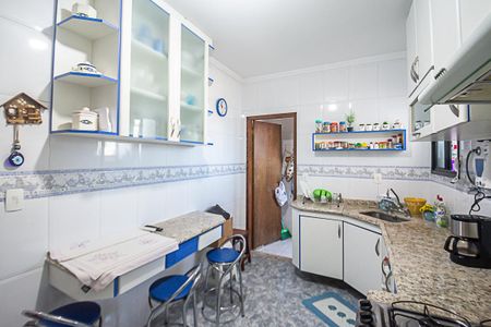 Apartamento à venda com 98m², 3 quartos e 2 vagas Apartamento à venda com 98m², 3 quartos e 2 vagasCozinha