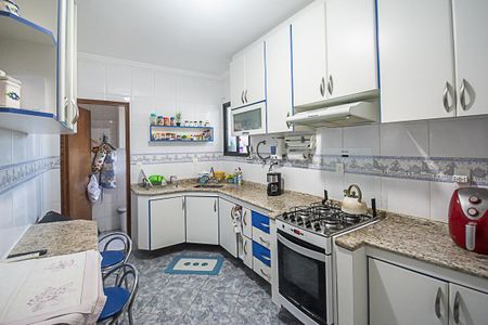 Apartamento à venda com 98m², 3 quartos e 2 vagas Apartamento à venda com 98m², 3 quartos e 2 vagasCozinha
