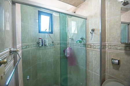 Apartamento à venda com 98m², 3 quartos e 2 vagas Apartamento à venda com 98m², 3 quartos e 2 vagasBanheiro da Suíte