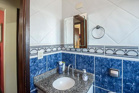 Apartamento à venda com 98m², 3 quartos e 2 vagas Apartamento à venda com 98m², 3 quartos e 2 vagasBanheiro