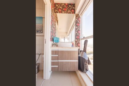 Apartamento para alugar com 152m², 3 quartos e 2 vagas Apartamento para alugar com 152m², 3 quartos e 2 vagasLavabo