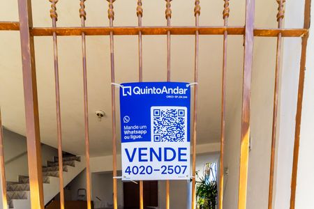 Casa à venda com 156m², 5 quartos e 1 vagaPlaca