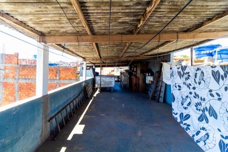 Casa à venda com 156m², 5 quartos e 1 vagaChurrasqueira