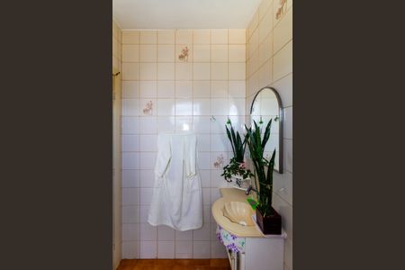 Casa à venda com 156m², 5 quartos e 1 vagaCasa 1 Banheiro da Suíte