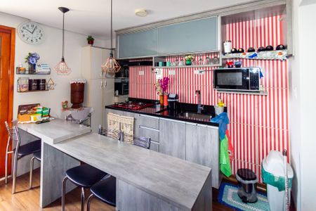 Casa à venda com 156m², 5 quartos e 1 vagaCasa 1 Cozinha