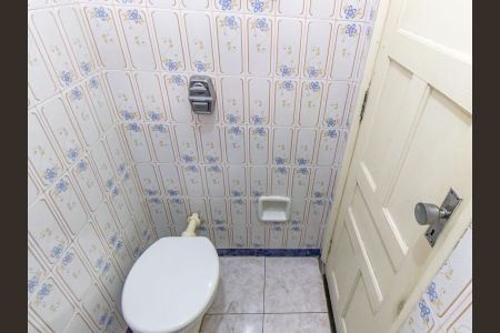 Casa à venda com 120m², 3 quartos e 2 vagas Casa à venda com 120m², 3 quartos e 2 vagasBanheiro