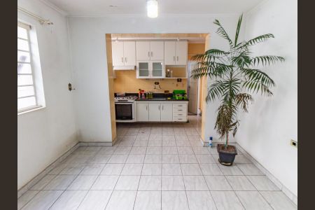 Casa à venda com 120m², 3 quartos e 2 vagas Casa à venda com 120m², 3 quartos e 2 vagasCozinha