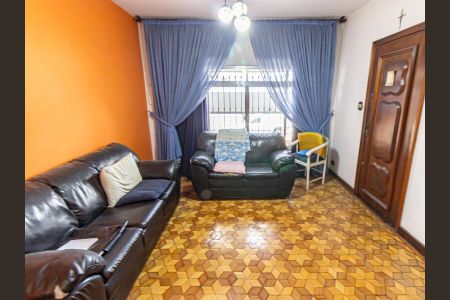 Casa à venda com 120m², 3 quartos e 2 vagas Casa à venda com 120m², 3 quartos e 2 vagasSala