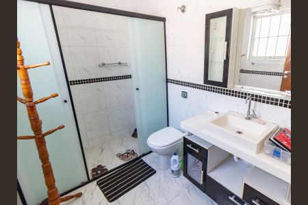 Casa à venda com 120m², 3 quartos e 2 vagas Casa à venda com 120m², 3 quartos e 2 vagasBanheiro da Suíte 2