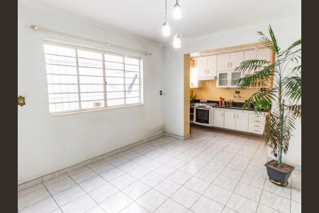 Casa à venda com 120m², 3 quartos e 2 vagas Casa à venda com 120m², 3 quartos e 2 vagasCozinha
