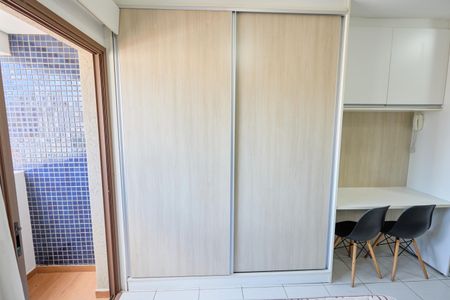 Quarto de apartamento para alugar com 1 quarto, 28m² em Centro, Curitiba