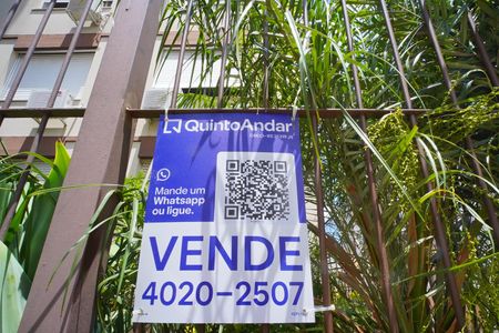 Apartamento à venda com 122m², 2 quartos e 2 vagasPlaquinha 