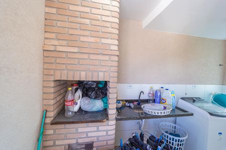 Apartamento à venda com 65m², 2 quartos e 1 vagaÁrea de Serviço