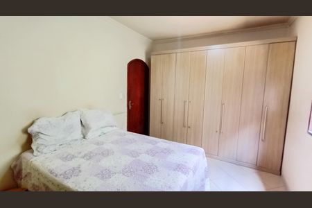 Casa para alugar com 216m², 3 quartos e 6 vagasQuarto 1