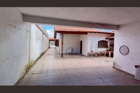 Casa para alugar com 216m², 3 quartos e 6 vagasQuintal