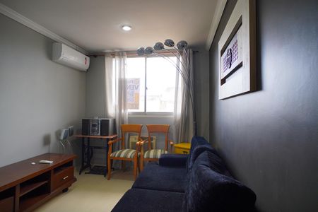 Sala de apartamento para alugar com 2 quartos, 53m² em Parque Santa Fé, Porto Alegre