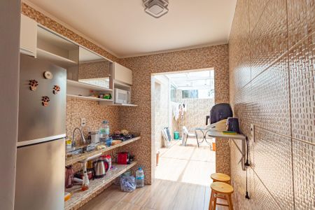 Casa de condomínio à venda com 80m², 2 quartos e 1 vagaCozinha