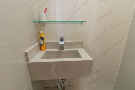 Casa de condomínio à venda com 80m², 2 quartos e 1 vagaLavabo