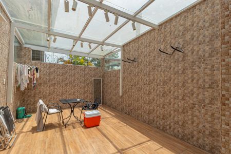 Varanda de casa de condomínio à venda com 2 quartos, 80m² em Rio Branco, Canoas